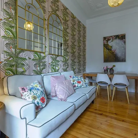 In By Interhome *